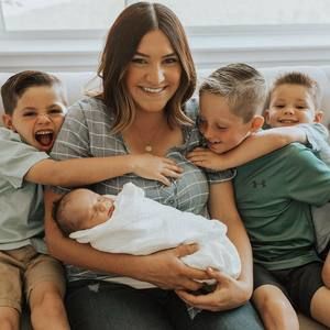 Meet your Posher, Chelsy